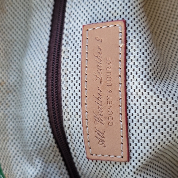 ‼️SOLD‼️ Vintage Dooney & Bourke AWL2 Grass Green Slouch Bag - Picture 11 of 12